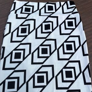 LuLaRoe Cassie size Medium